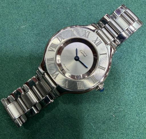 21 Must De Cartier